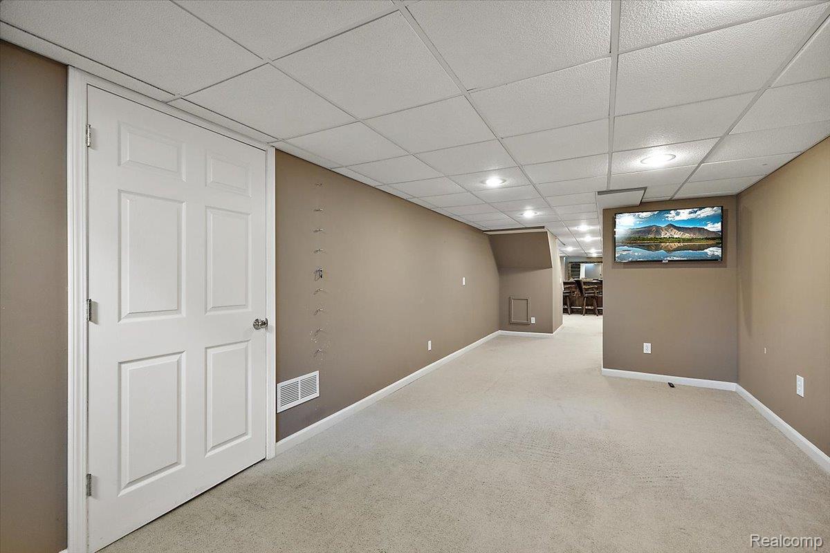 6591 Tree Knoll Drive