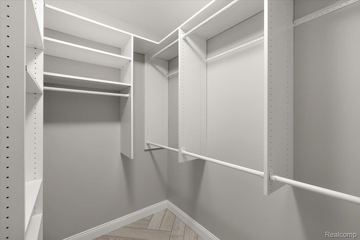 6591 Tree Knoll Drive