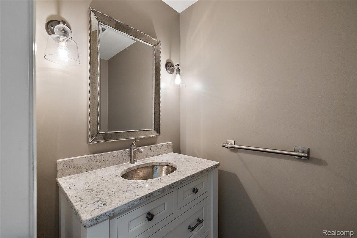 6591 Tree Knoll Drive