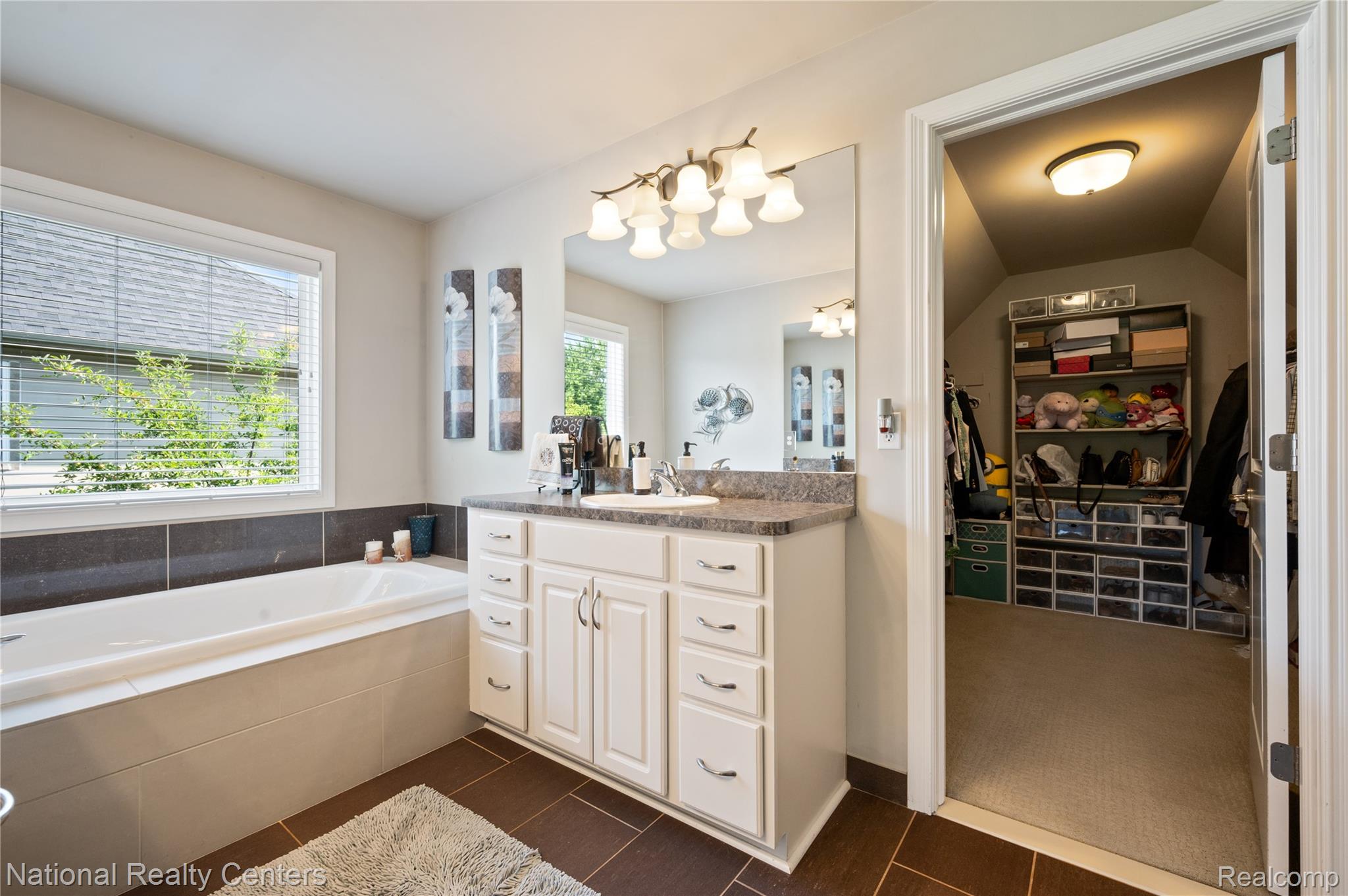 3717 Timbercrest Drive