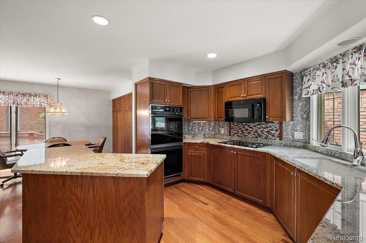 27966 Copper Creek Lane