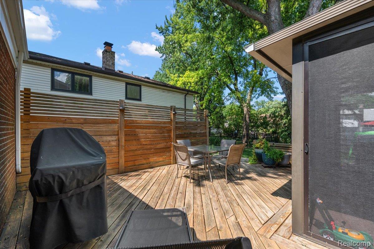 2283 Traverse Drive