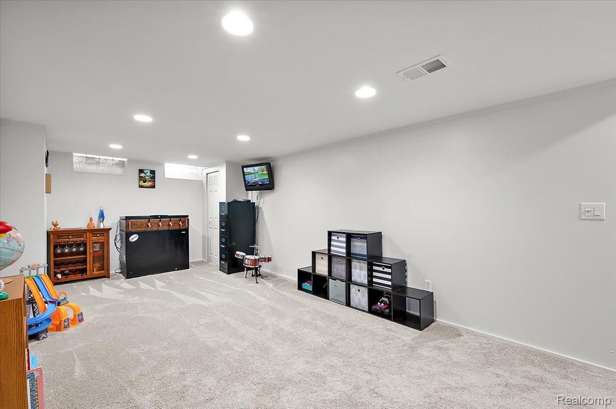 2283 Traverse Drive