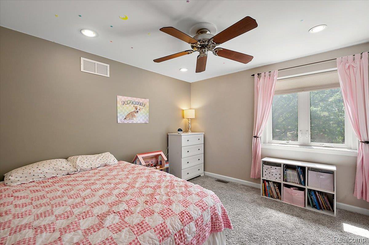 2283 Traverse Drive