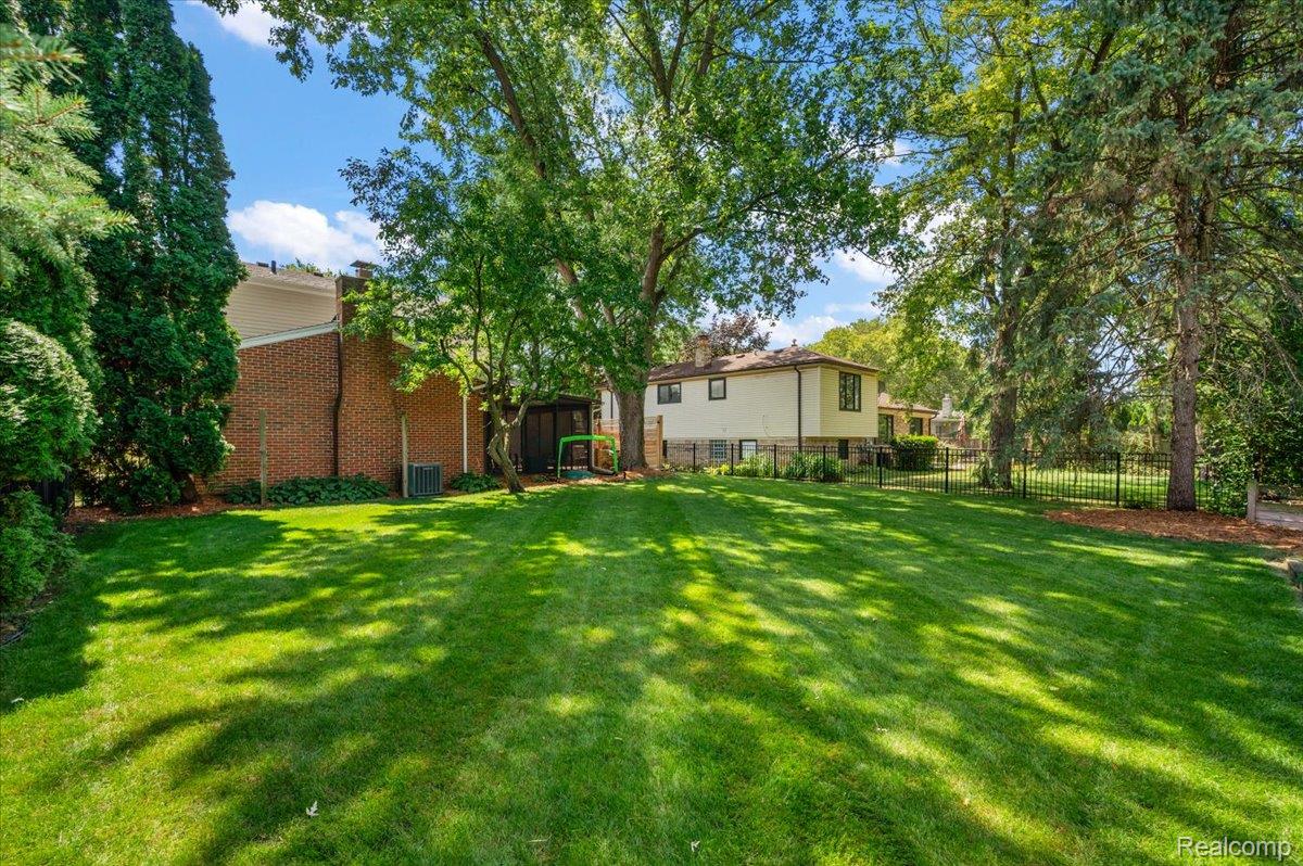 2283 Traverse Drive