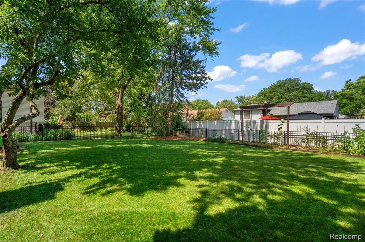 2283 Traverse Drive