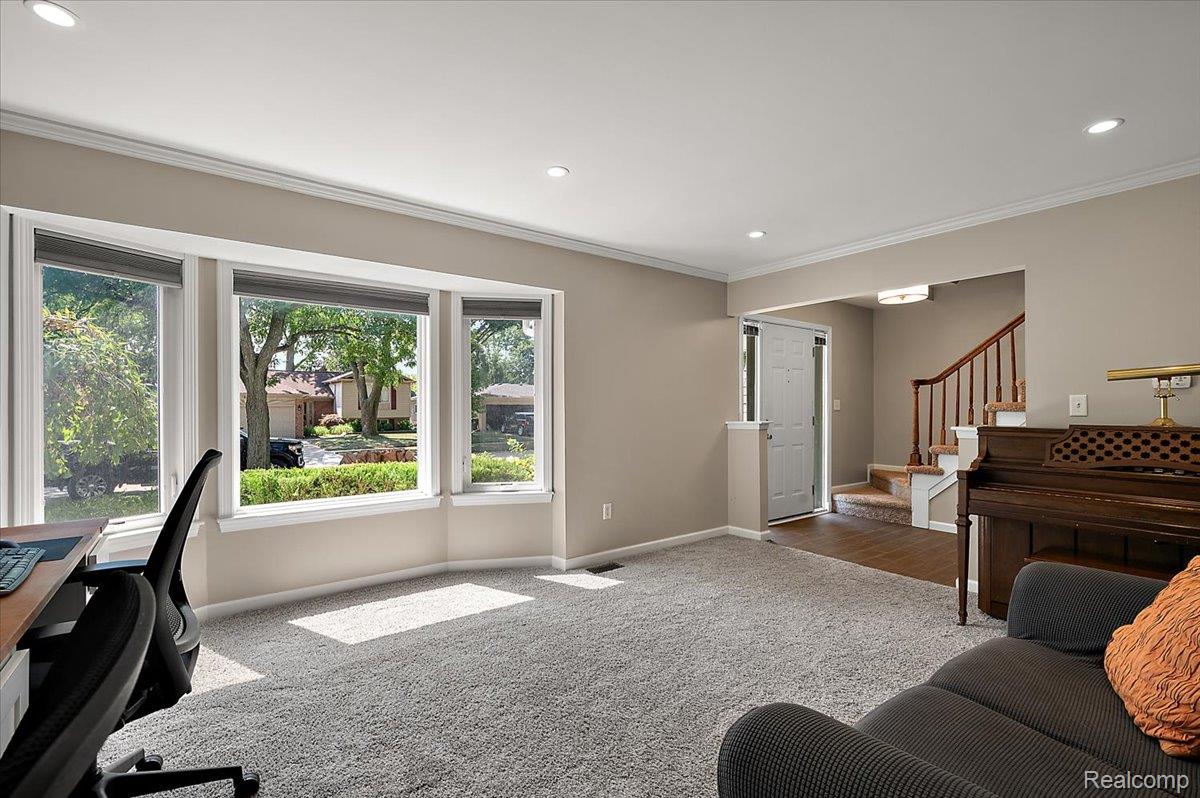 2283 Traverse Drive