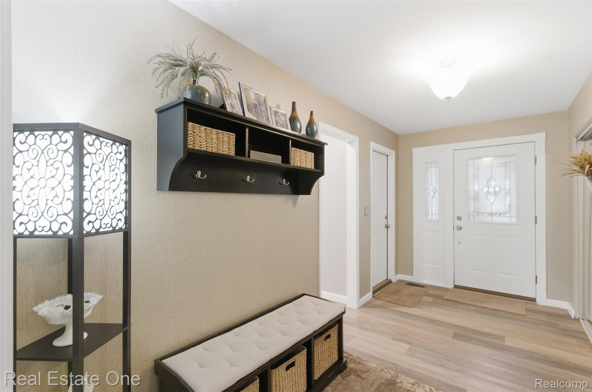 2327 Hillcrescent Drive