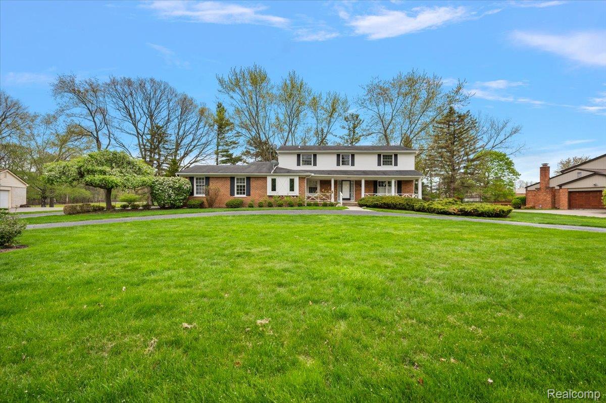4821 School Bell Lane
