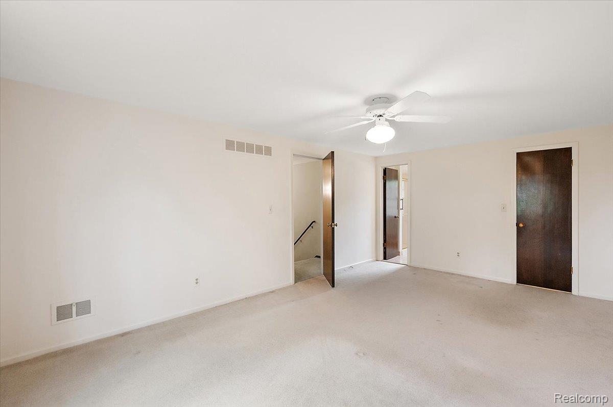 4821 School Bell Lane