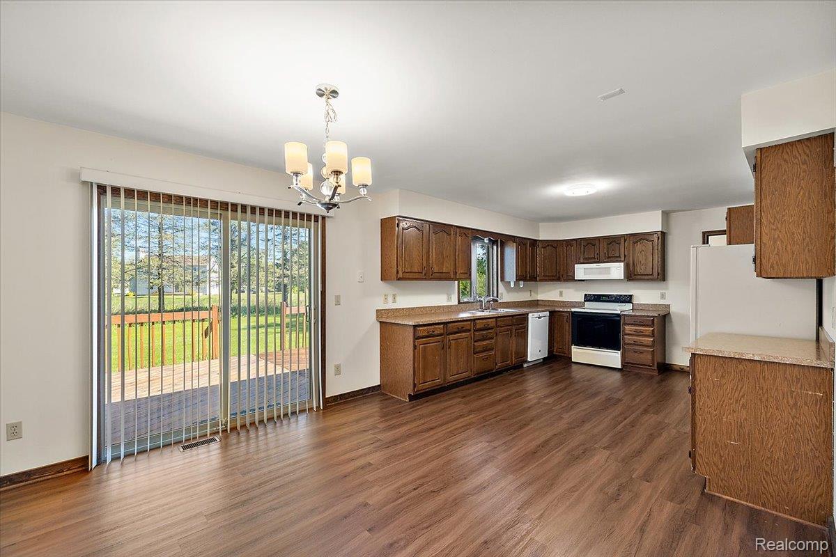 1081 Eagle Nest Drive