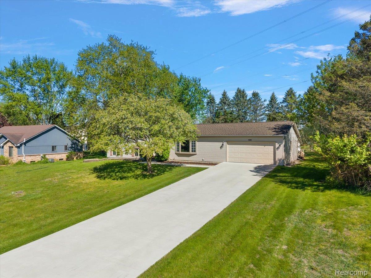 1081 Eagle Nest Drive