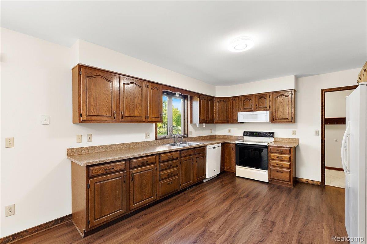 1081 Eagle Nest Drive