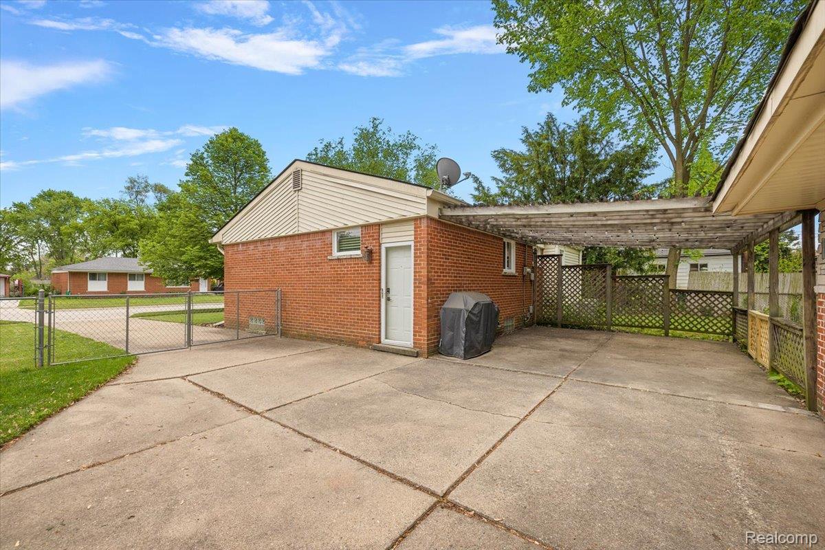 23015 Tuck Road
