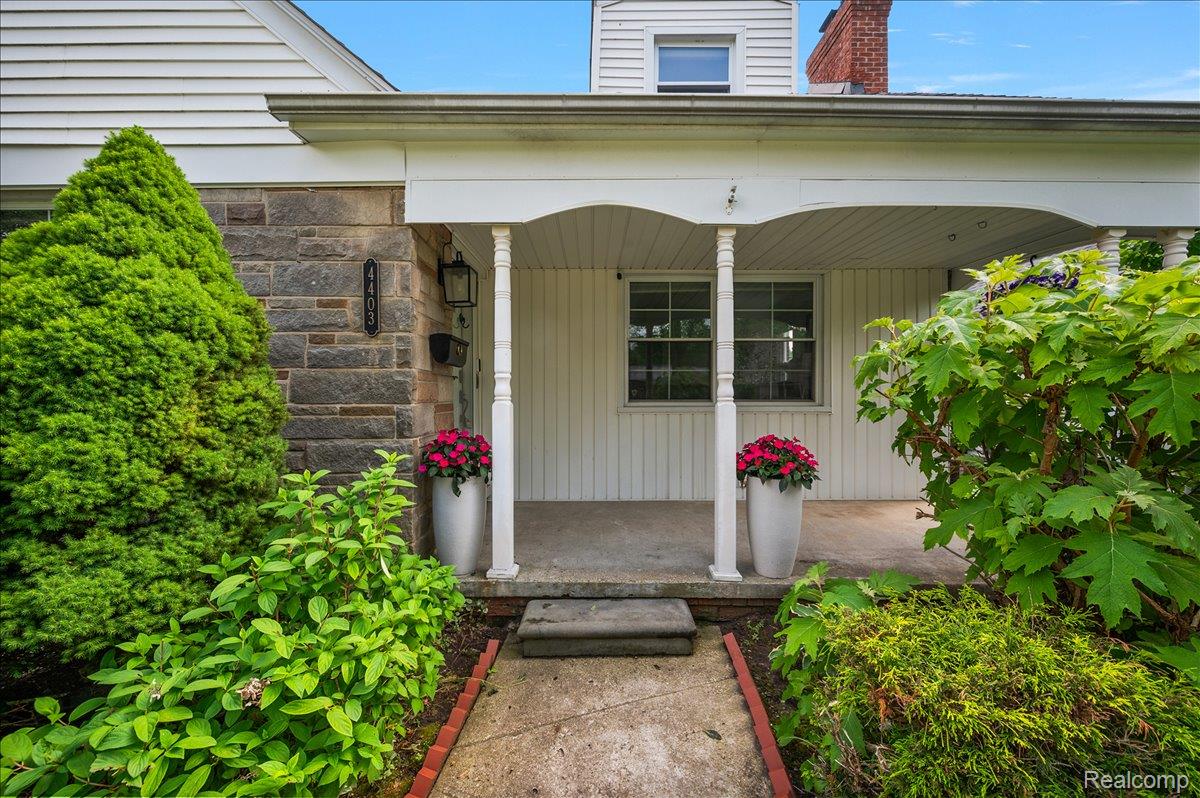 4403 Amherst Road