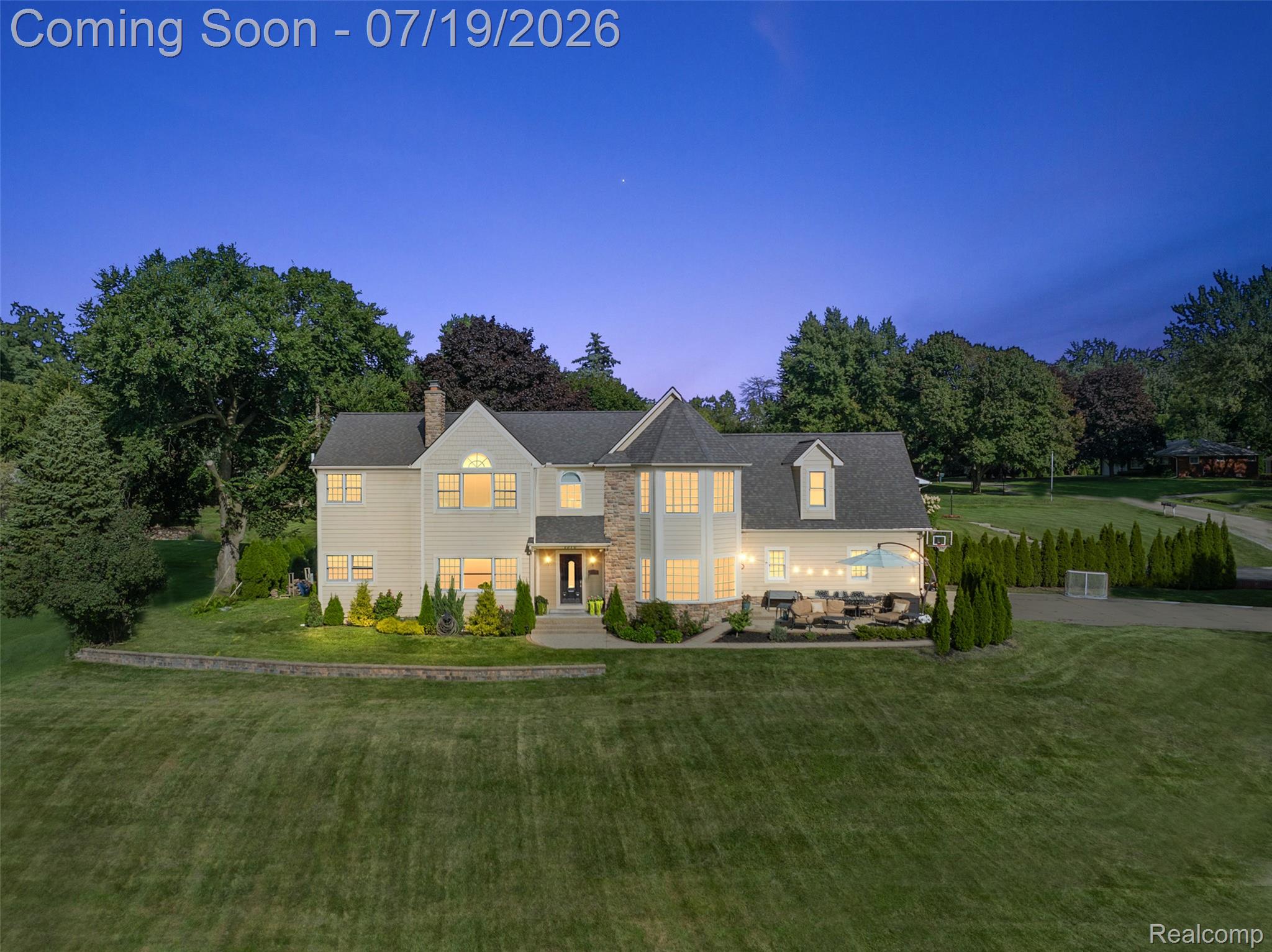1370 Fieldway Drive