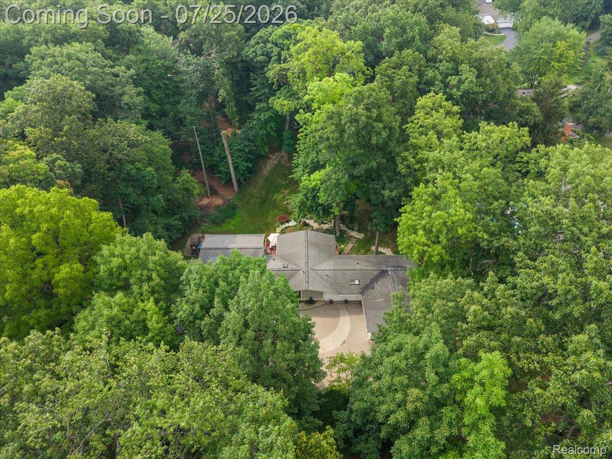 4910 Malibu Drive
