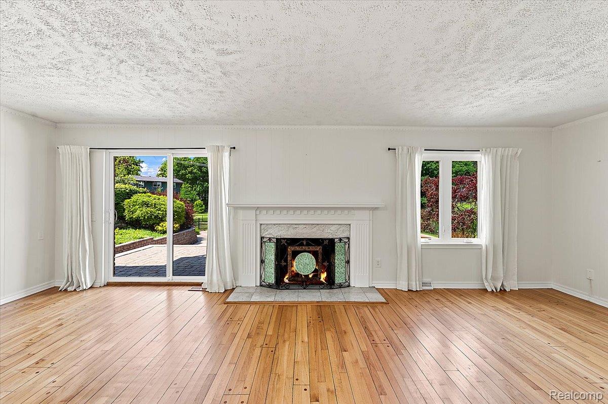 980 Sandhurst Road