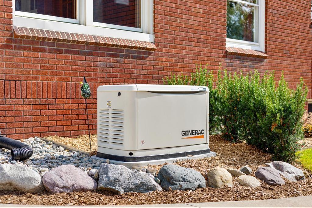 1059 N Riverside Avenue