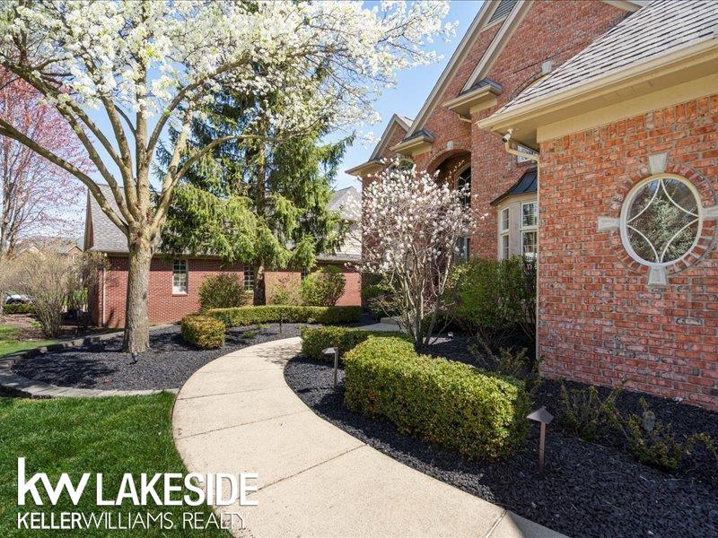 1122 Silver Creek Court