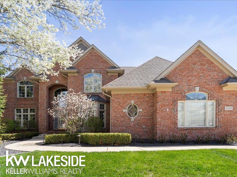 1122 Silver Creek Court