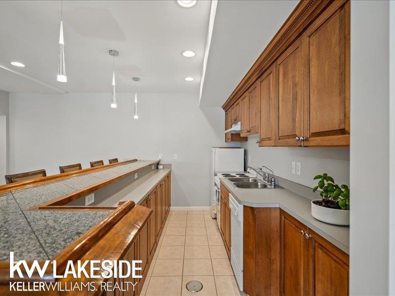 1122 Silver Creek Court