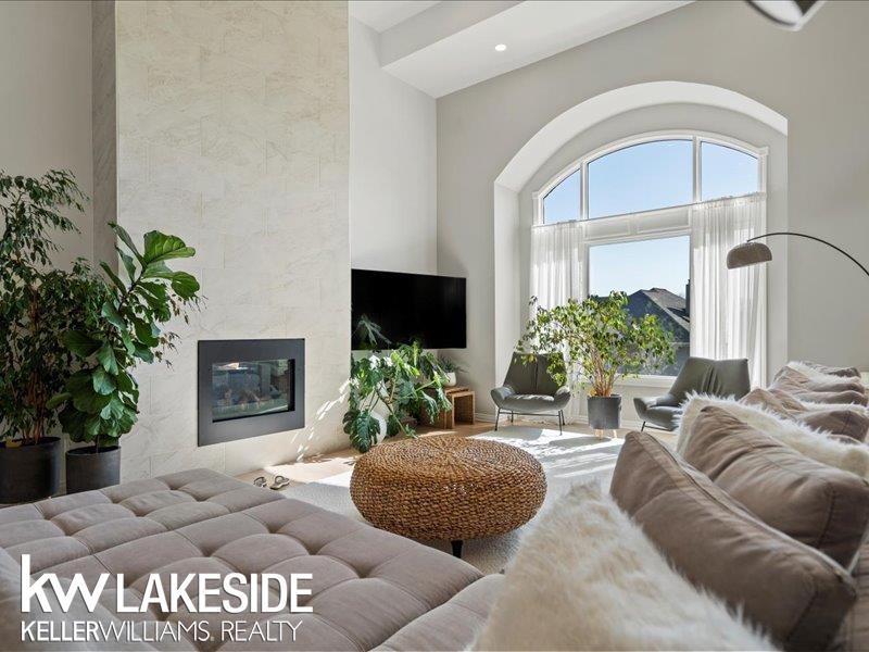 1122 Silver Creek Court