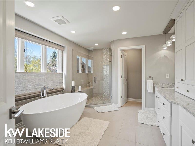 1122 Silver Creek Court