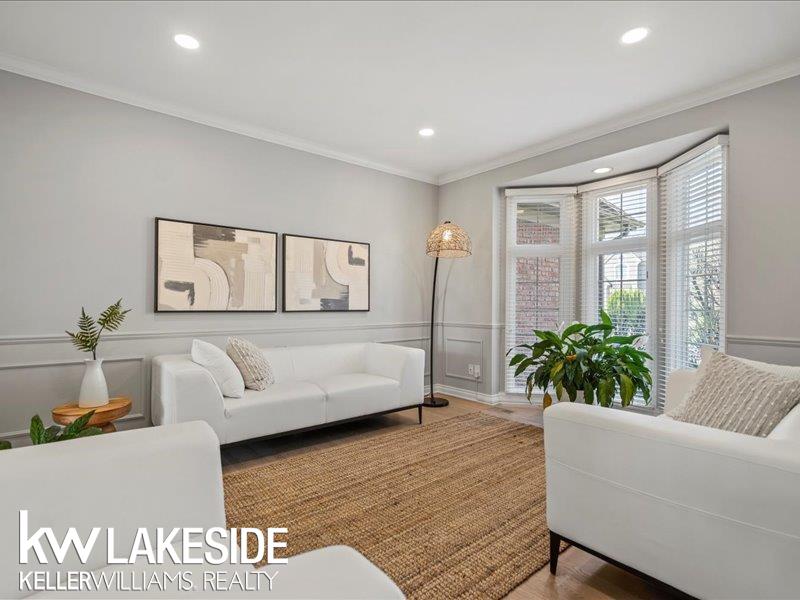 1122 Silver Creek Court