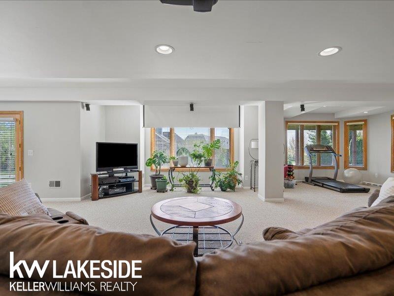 1122 Silver Creek Court