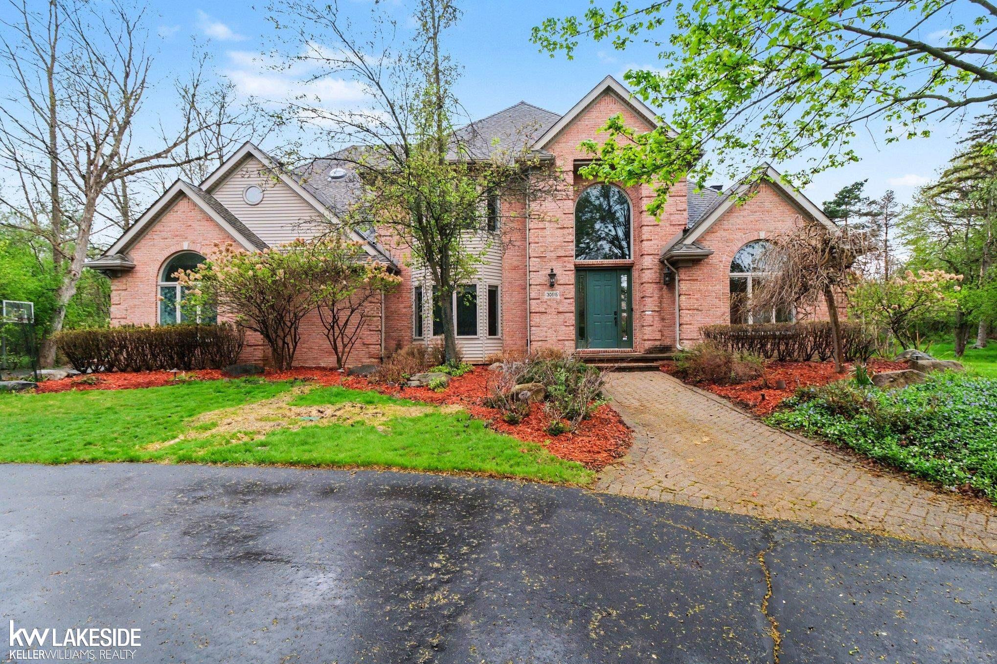 30515 Rushmore Circle