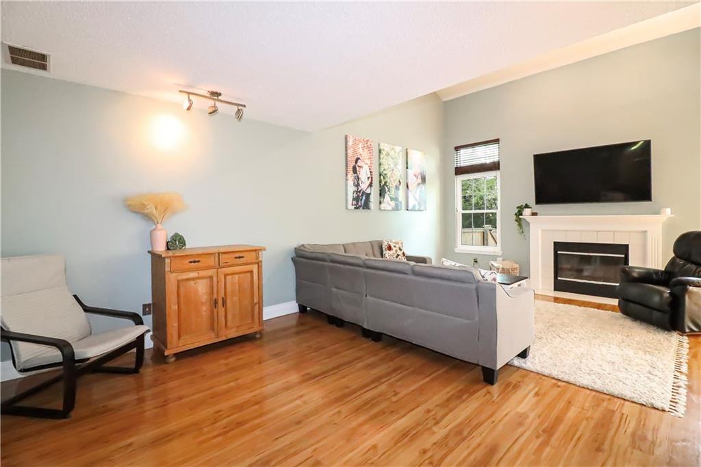 10403 Sun Gold Court