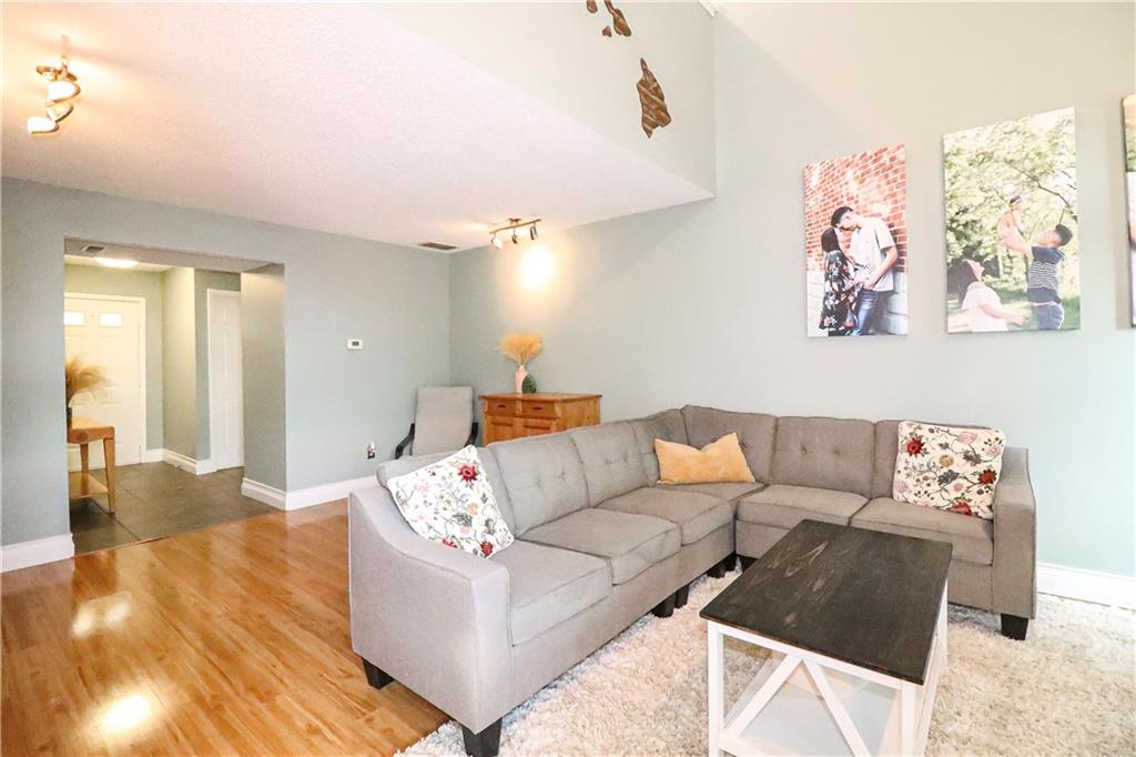 10403 Sun Gold Court