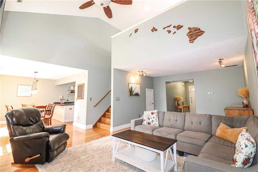10403 Sun Gold Court