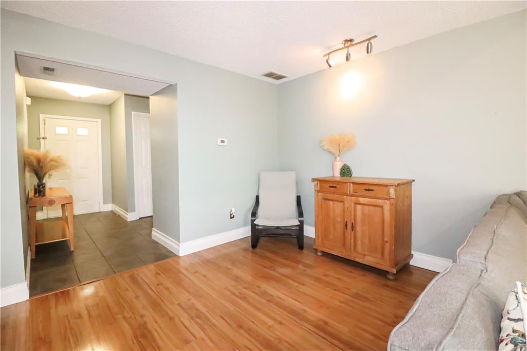 10403 Sun Gold Court