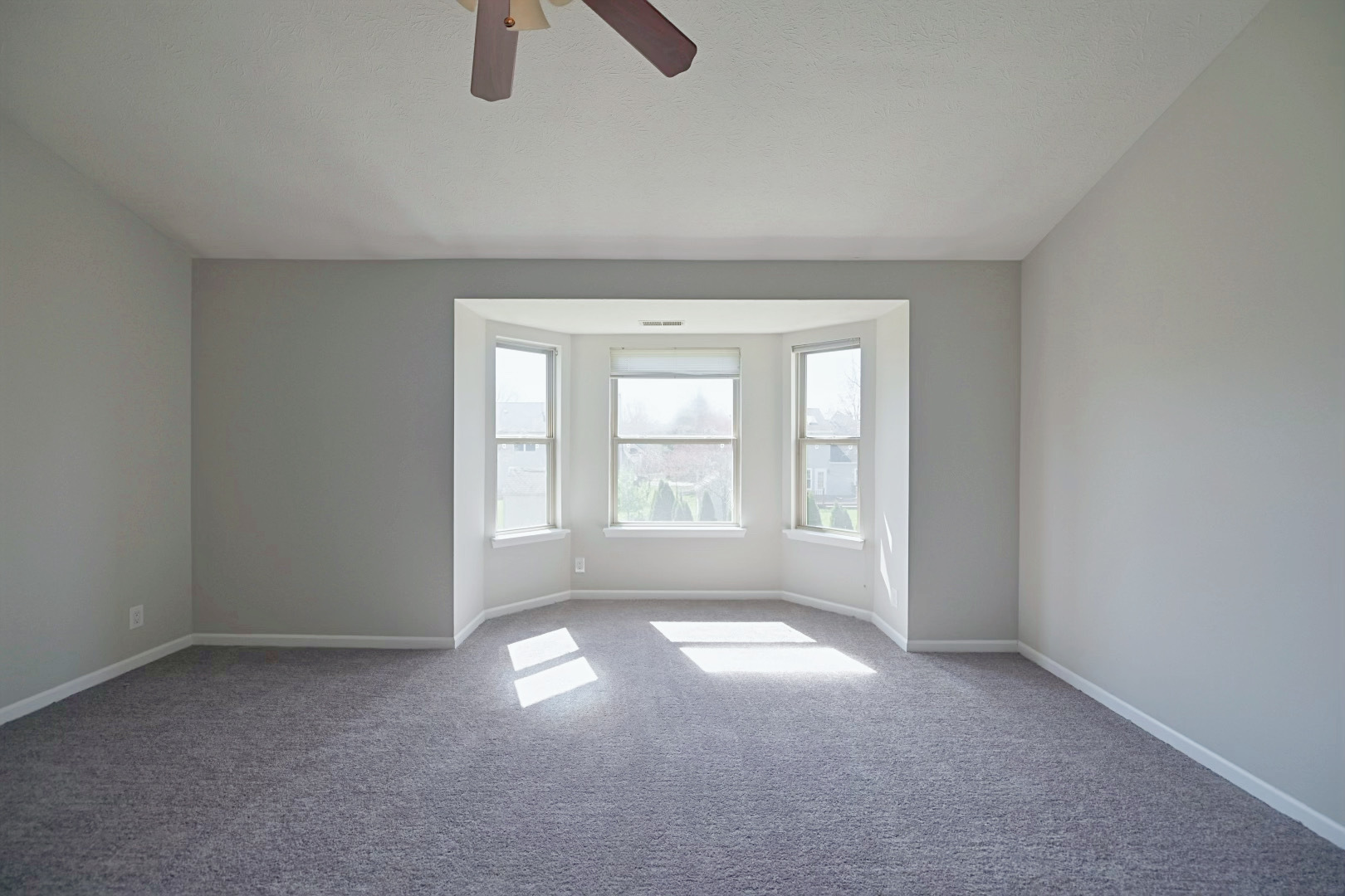 8477 Ardennes Drive