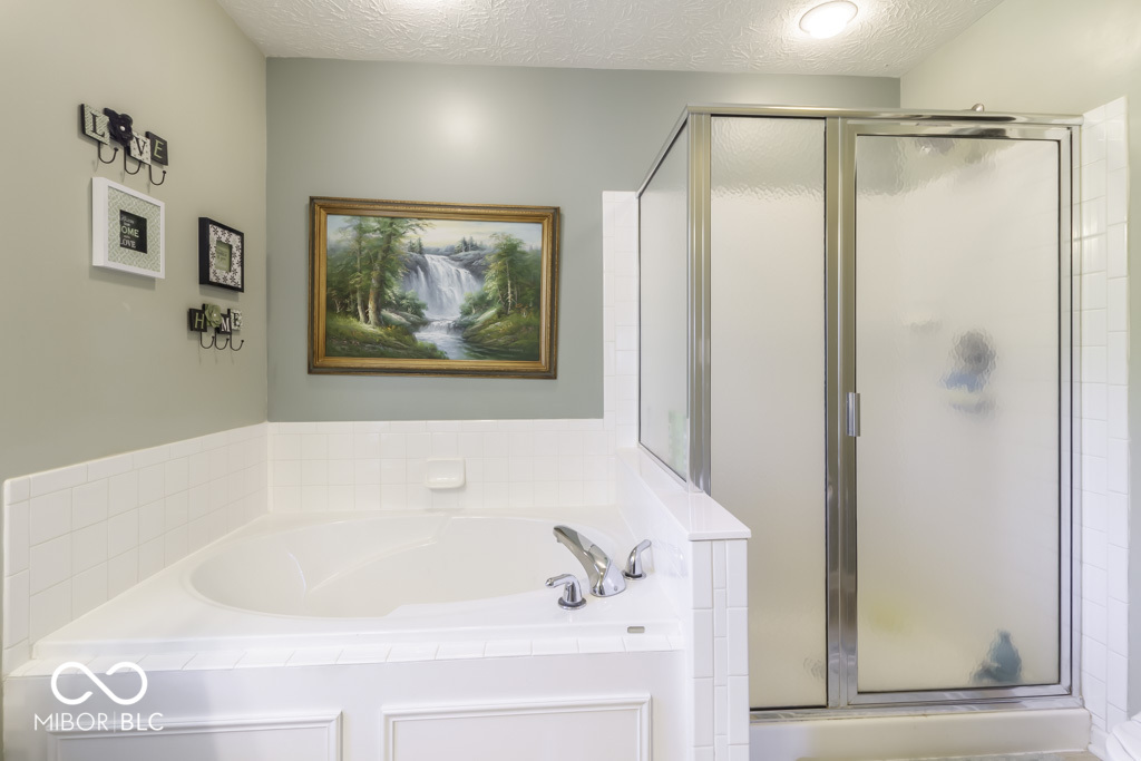 6904 Emerald Bay Lane