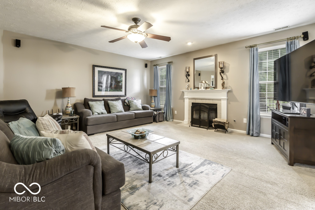 6904 Emerald Bay Lane