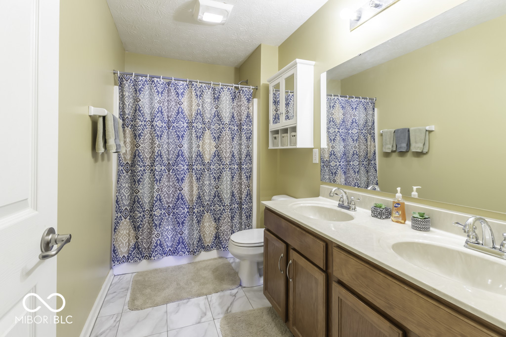 6904 Emerald Bay Lane