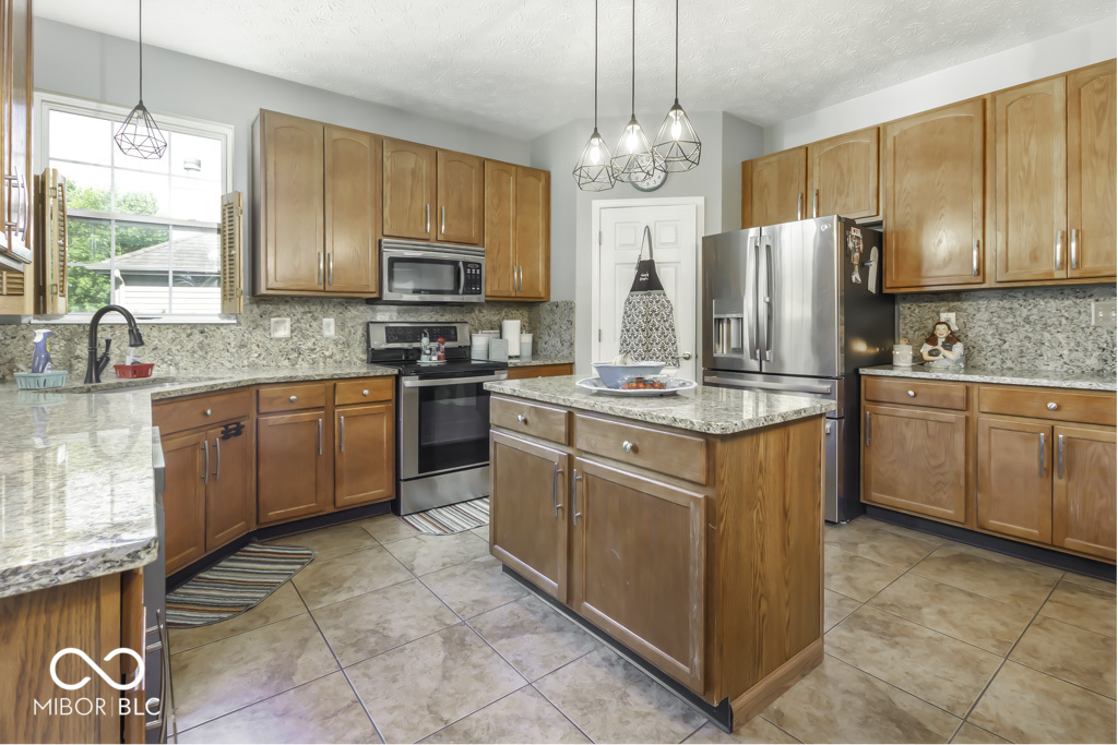 6904 Emerald Bay Lane