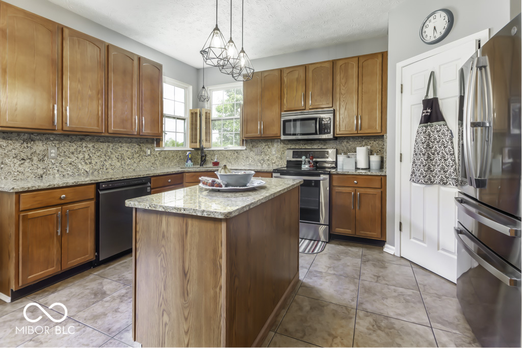 6904 Emerald Bay Lane