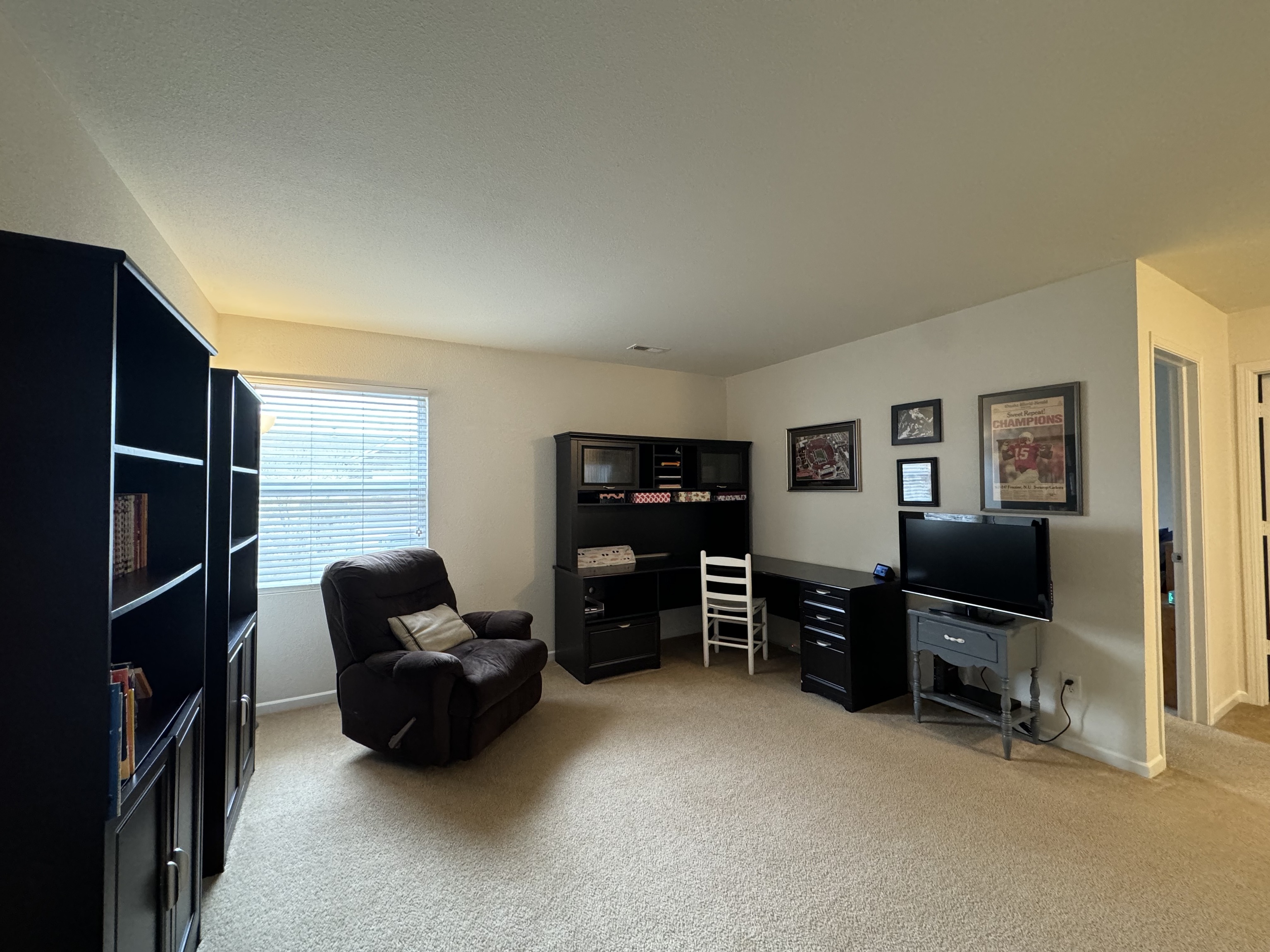15403 Harmon Place