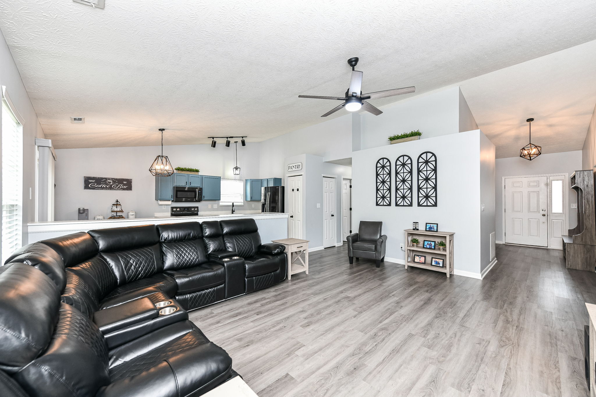 1137 Sunkiss Court