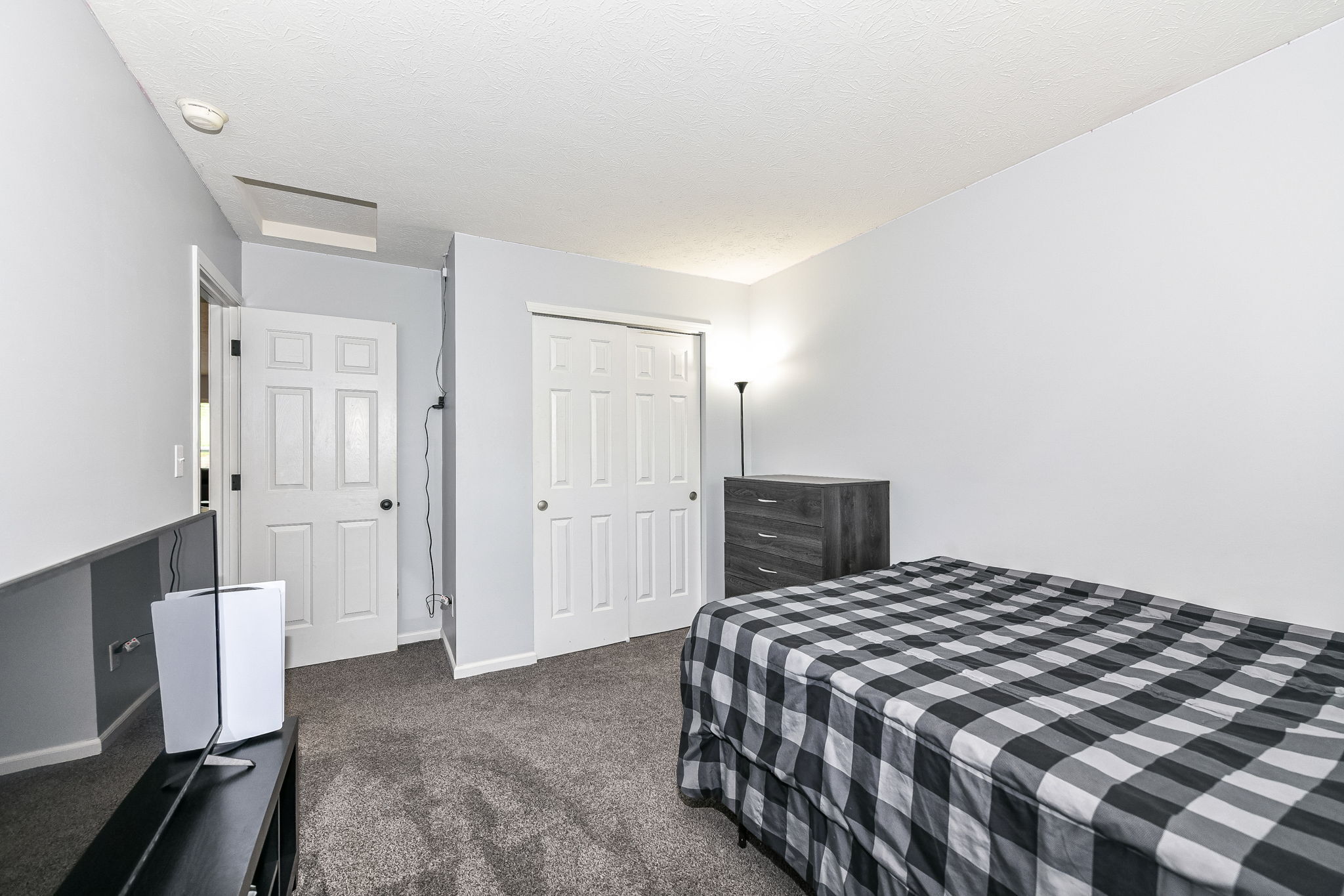 1137 Sunkiss Court