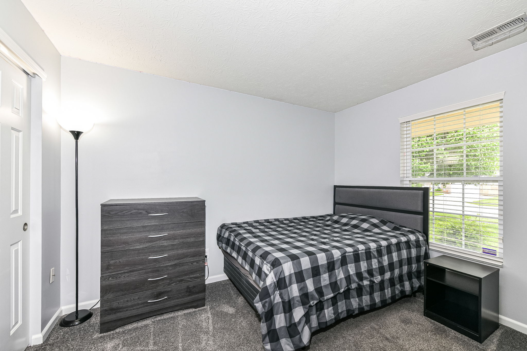 1137 Sunkiss Court