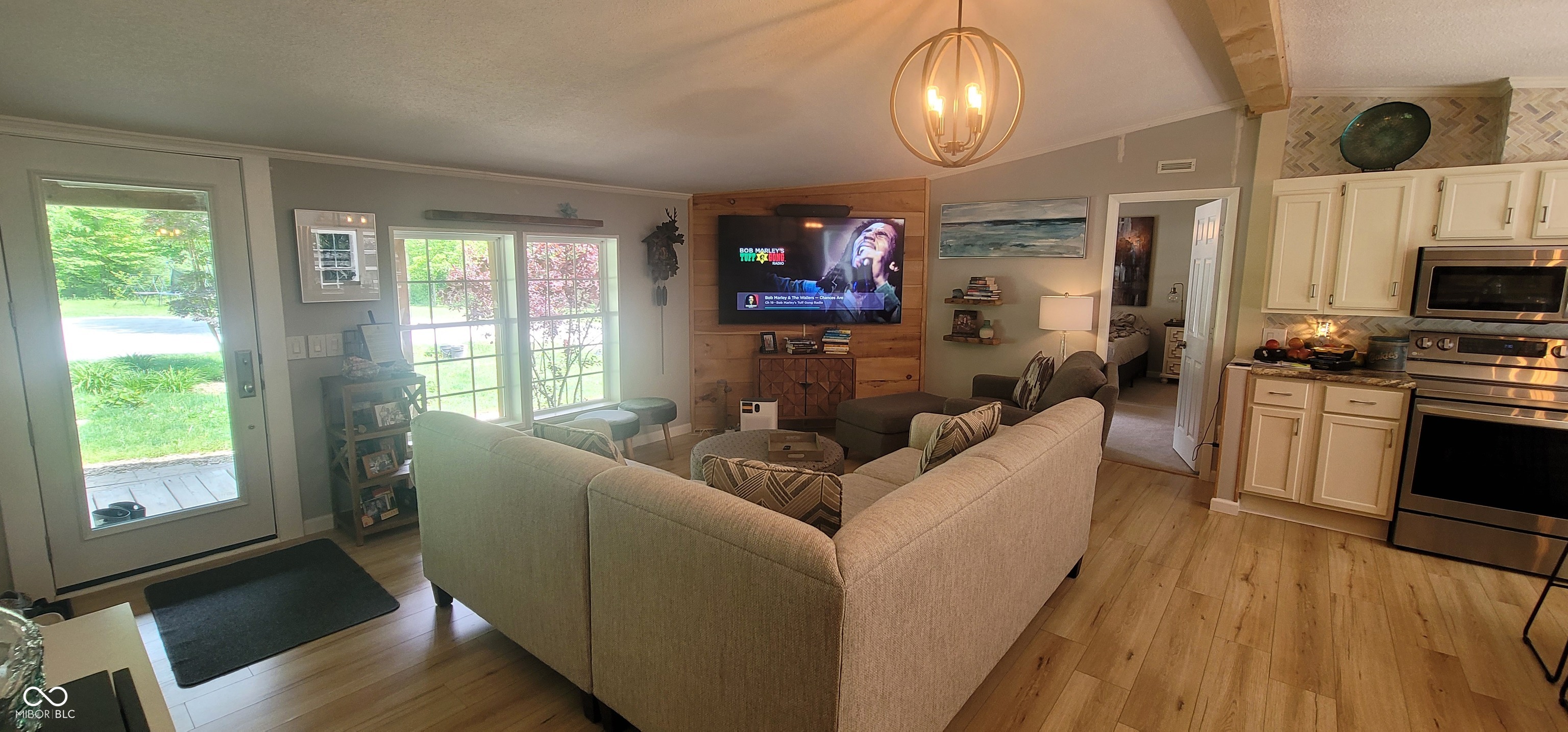 9755 E Sunset Lane