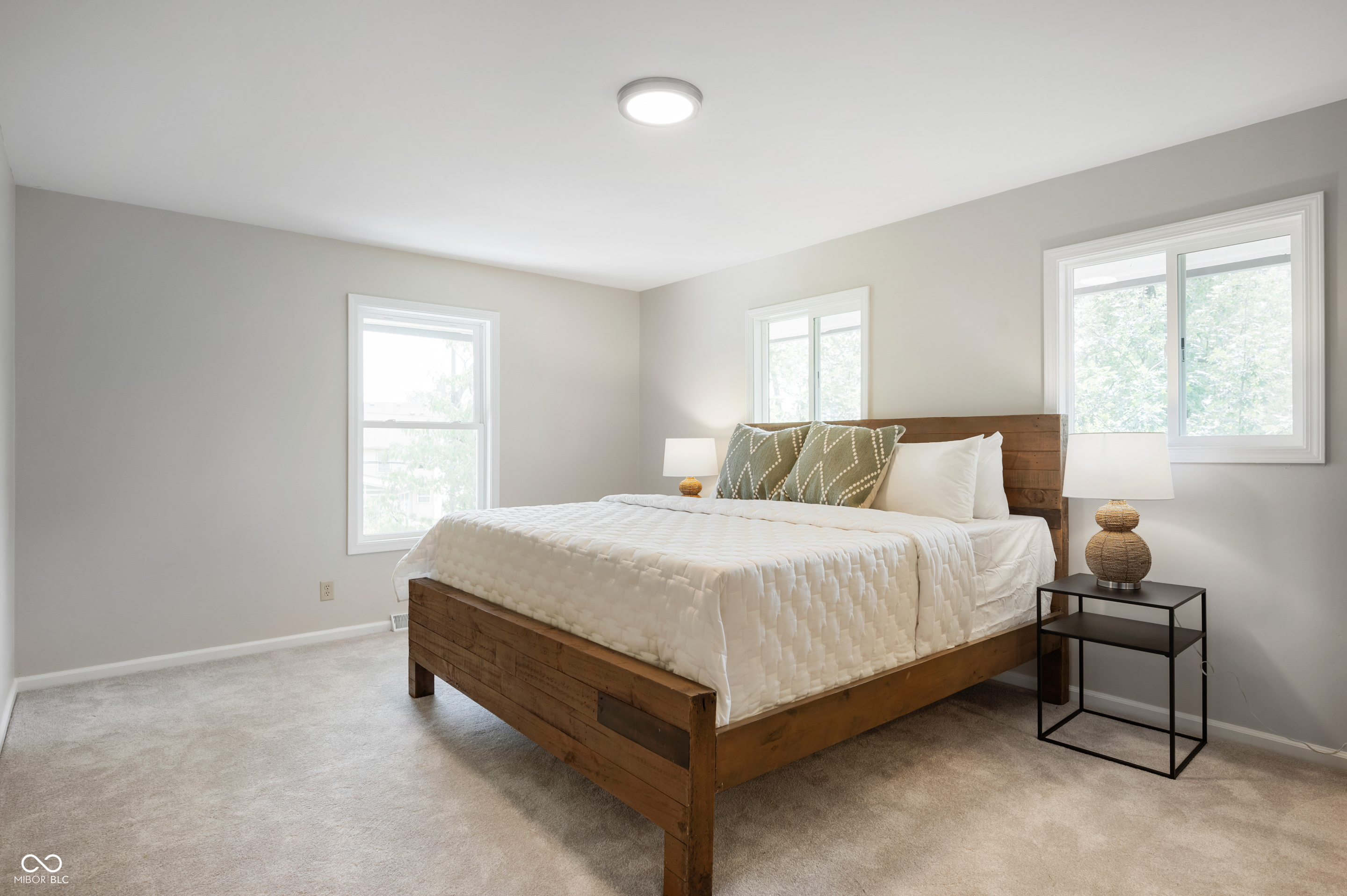 5847 Gloucester Circle