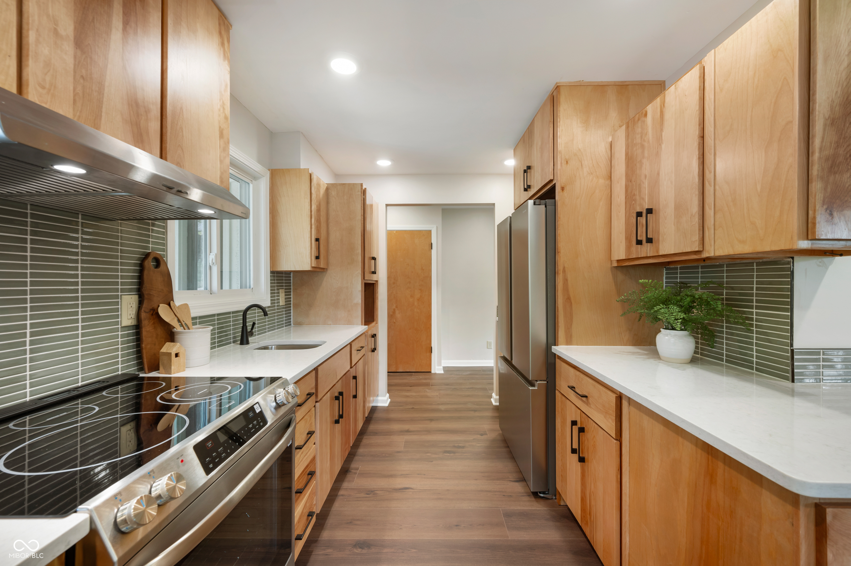 5847 Gloucester Circle