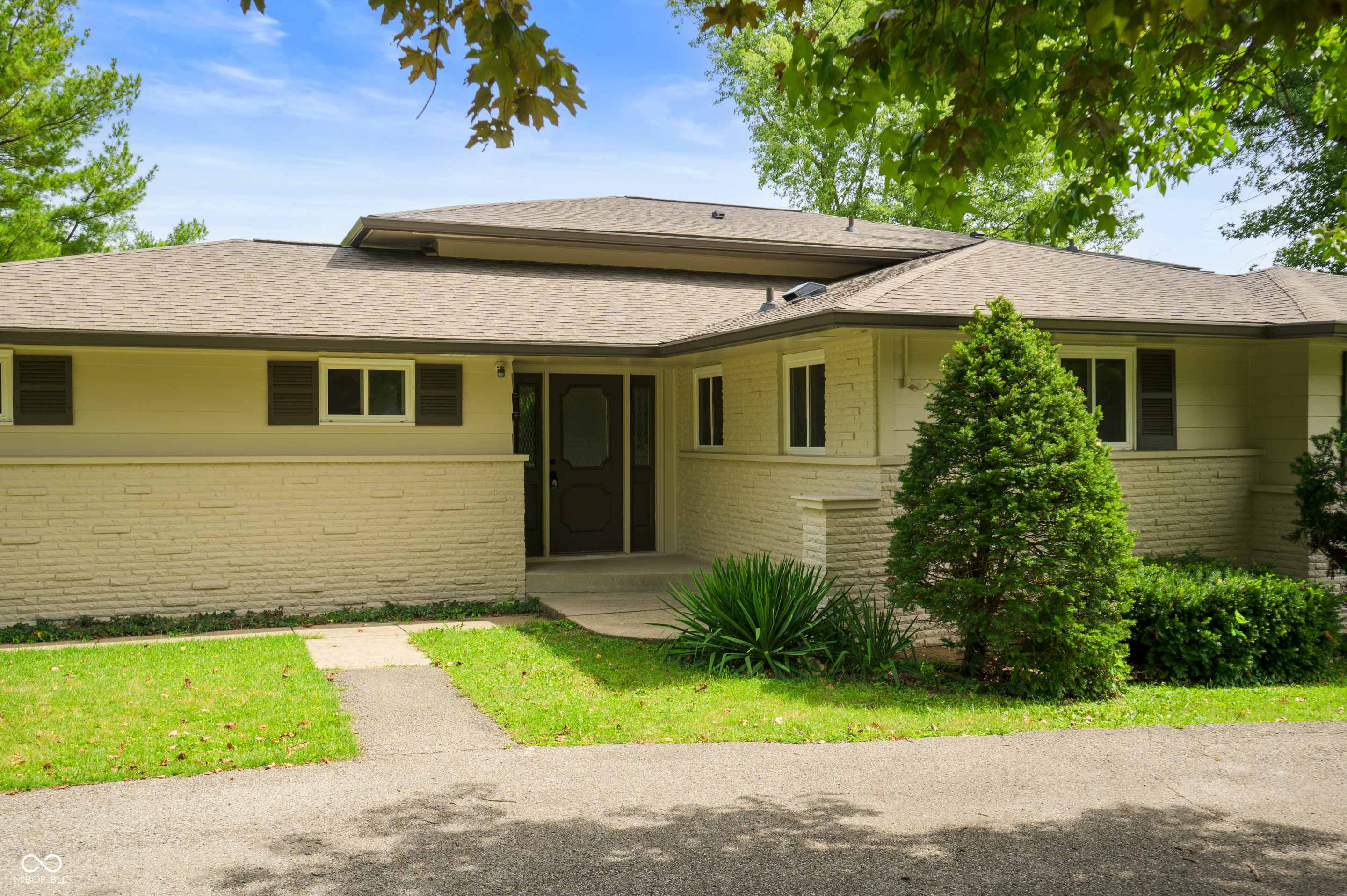 5847 Gloucester Circle