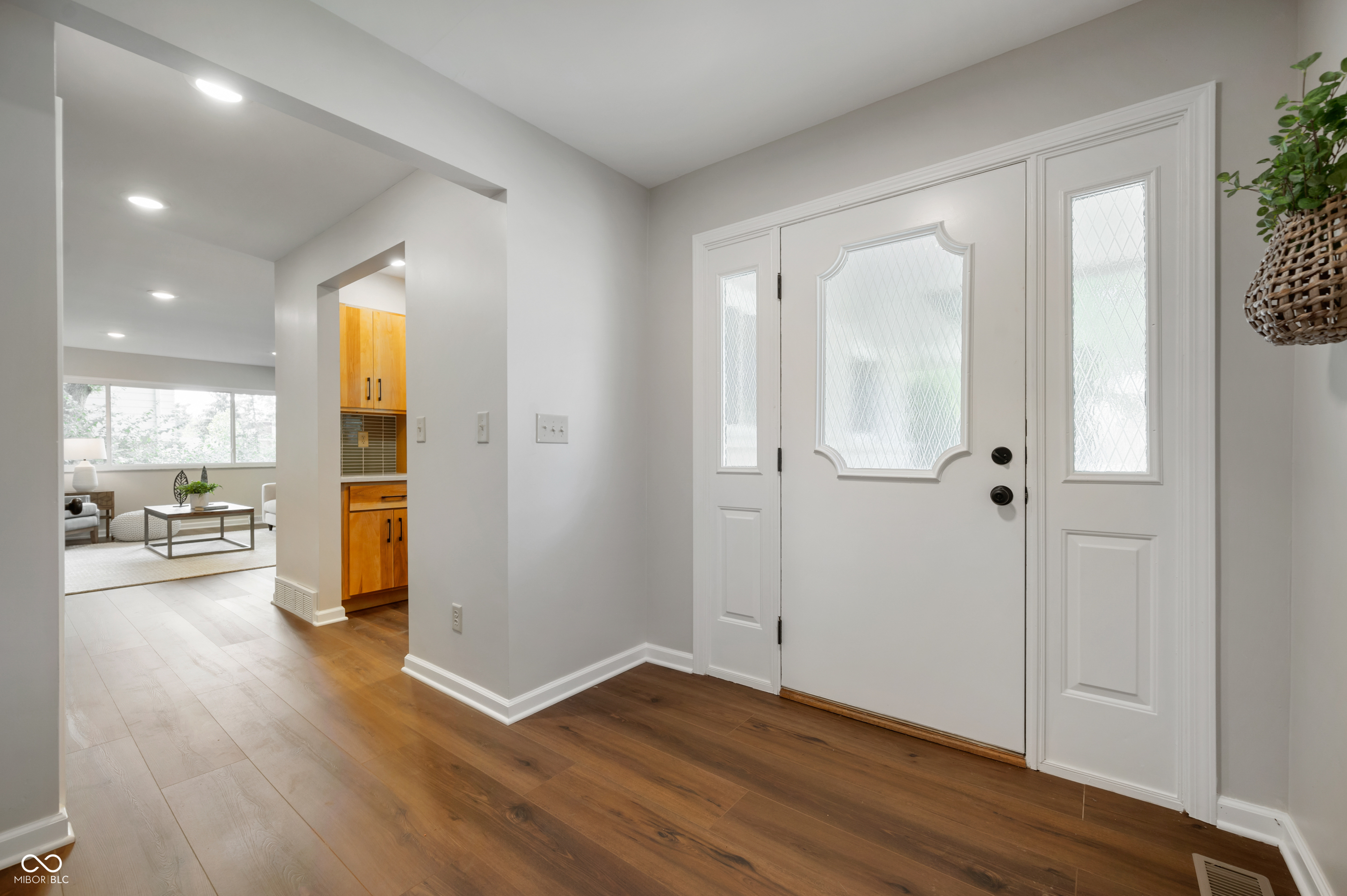 5847 Gloucester Circle